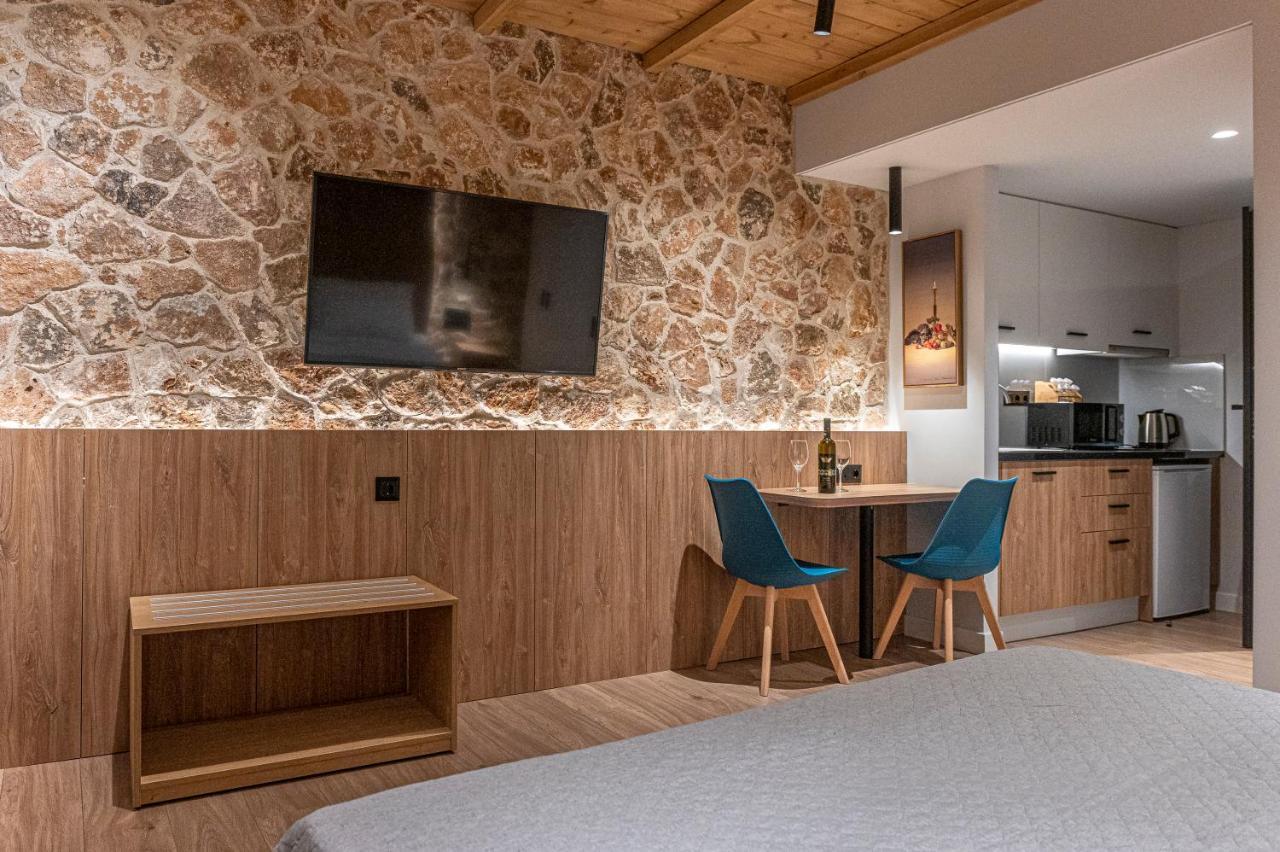 A&N Athens Luxury Apartments - Akadimou Екстериор снимка
